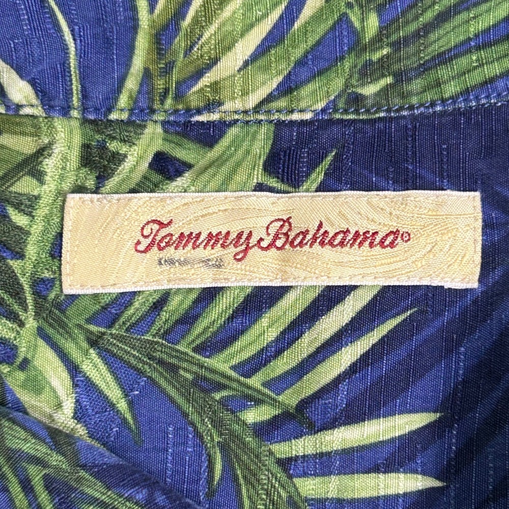 Tommy Bahama Mens Silk Palm Tree Button Up Shirt Large Blue Aloha Tropical - Picture 3 of 7